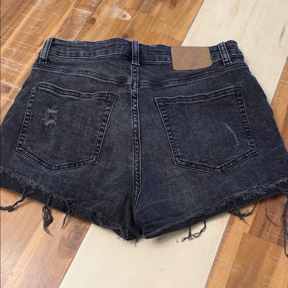 H&M Charcoal Distressed Jean Shorts - Picture 3 of 3